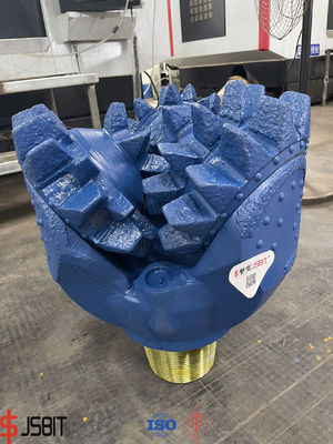 19 Inch Steel Tooth Tricone Bit High Manganese Steel For Clay